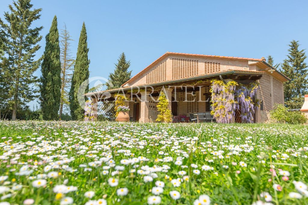 Luxury House for sale in Peccioli, 1 550 000 €, Photo 1