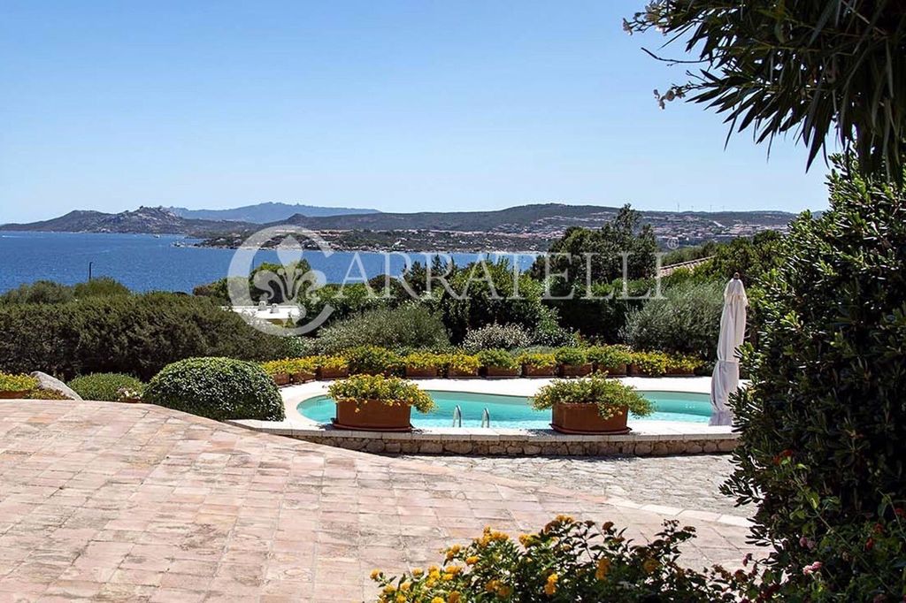 Luxury House for sale in Palau, 0 €, Photo 1