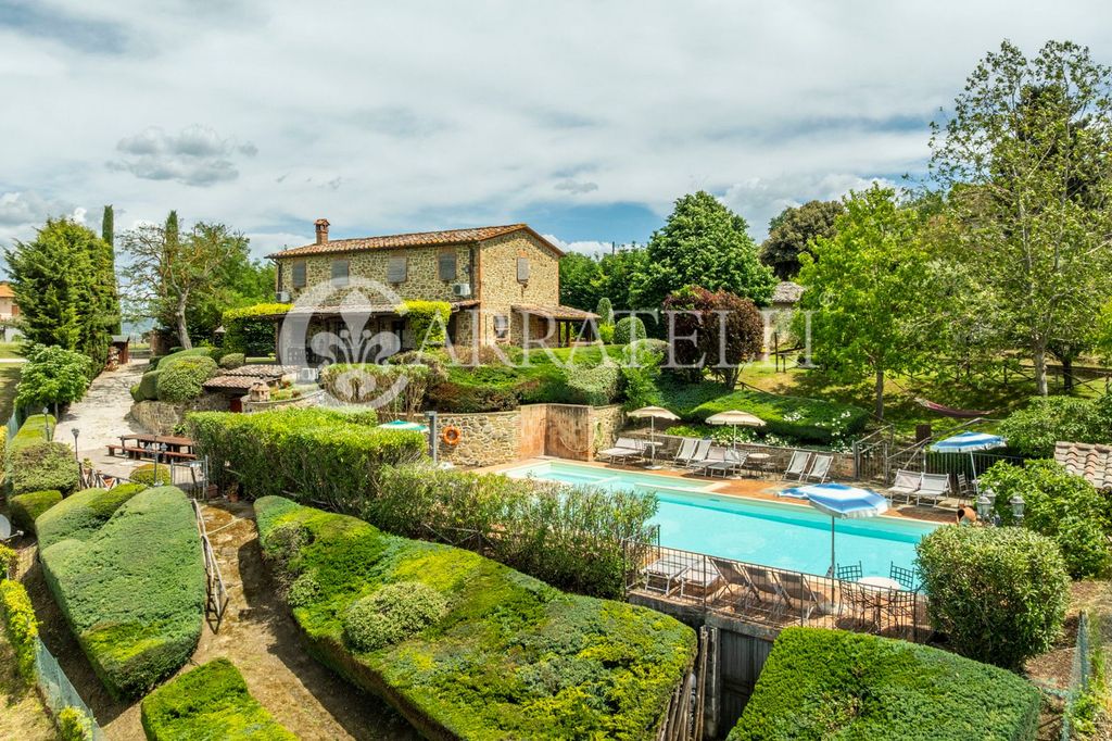 Maison de luxe à vendre à Paciano, 1 050 000 €, Photo 1