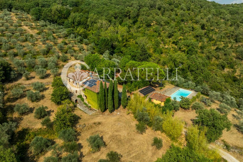Luxury House for sale in Laterina, 870 000 €, Photo 1