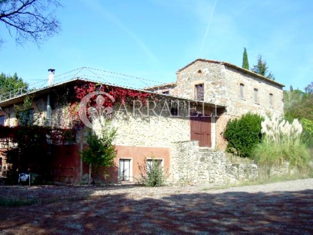 Luxury House for sale in Chiusi, 739 000 €, Photo 1