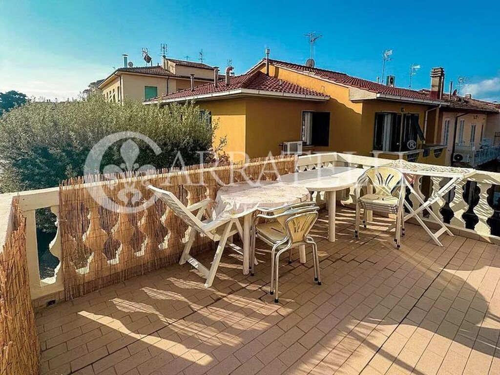 Luxury House for sale in Cecina, 650 000 €, Photo 1