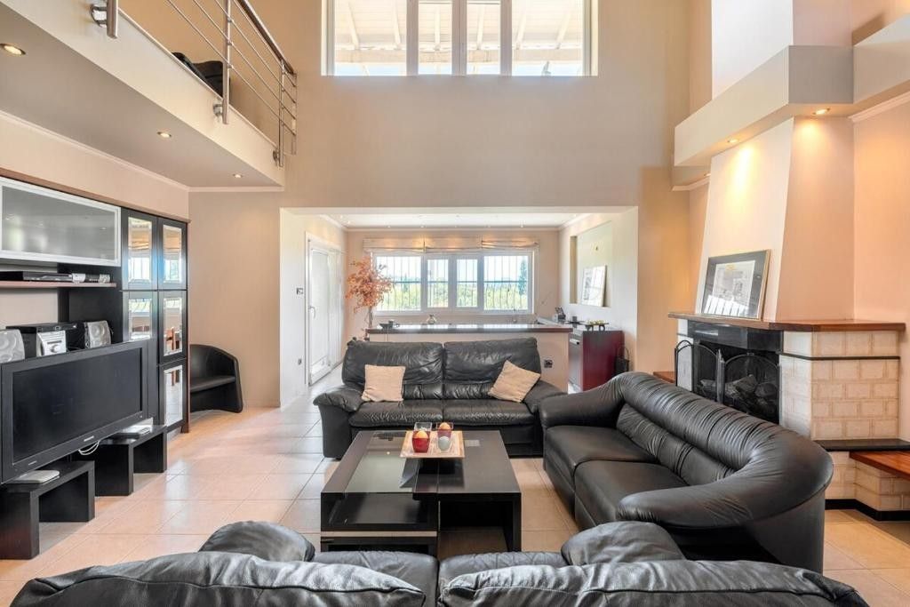 Maison de luxe à vendre à Áfra, 750 000 €, Photo 1