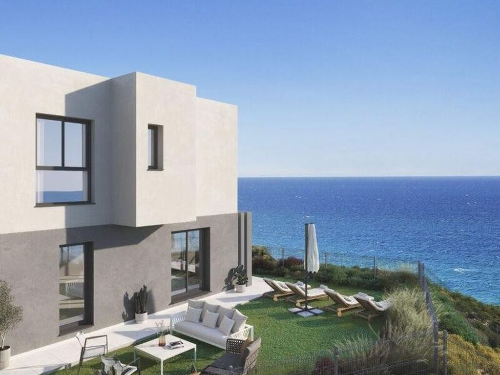 Luxury House for sale in Vélez-Málaga, 470 000 €, Photo 1