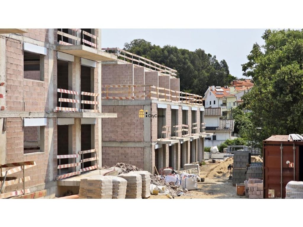 Maison de luxe à vendre à Vila Nova de Gaia, 890 000 €, Photo 2