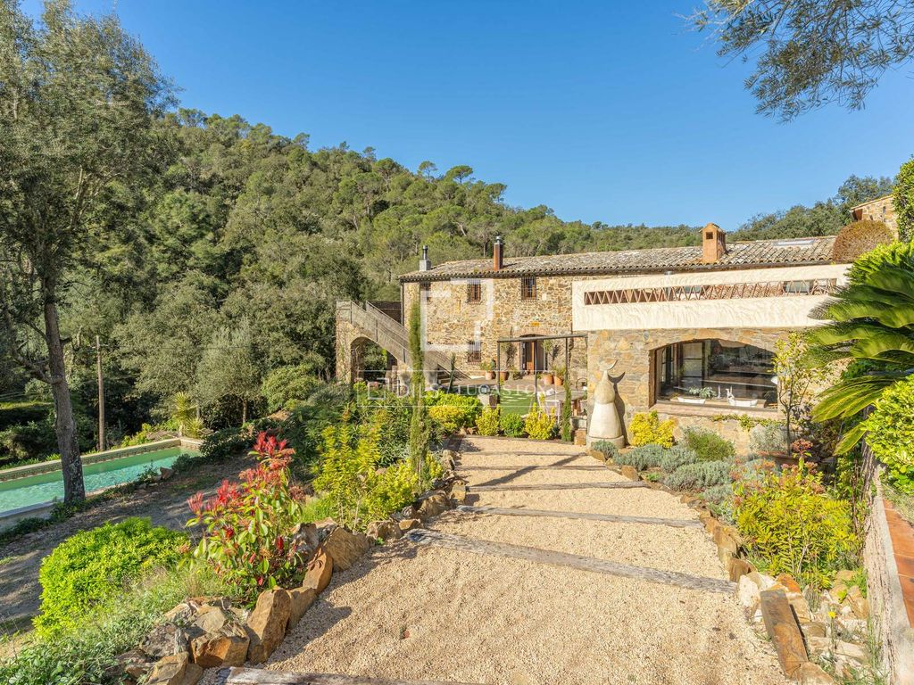 Maison de luxe à vendre à Mont-Ras, 2 225 000 €, Photo 1