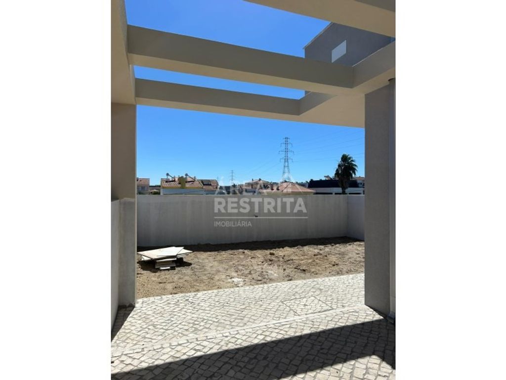 Luxury House for sale in Seixal, 475 000 €, Photo 7