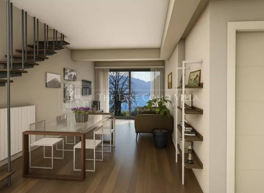 Luxury Apartment for sale in Menaggio, 590 000 €, Photo 2