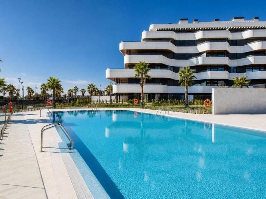 Luxury Apartment for sale in Torremolinos, 1 490 000 €, Photo 3