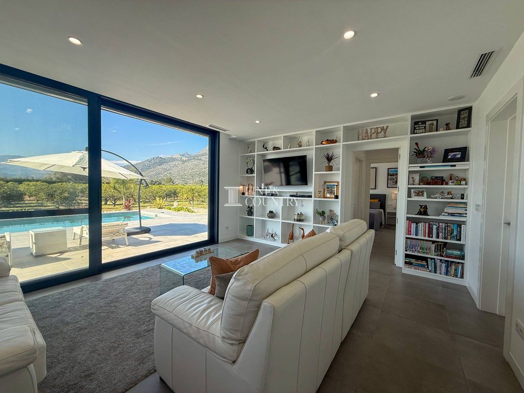 Luxury House for sale in Tormos, 825 000 €, Photo 5