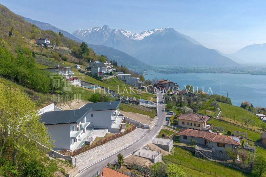 Luxury Apartment for sale in Vercana, 600 000 €, Photo 1