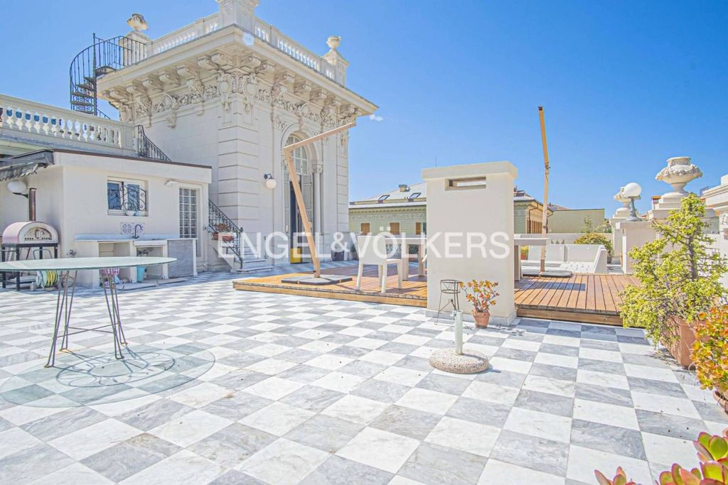 Luxury Apartment for sale in Chiavari, 935 000 €, Photo 1