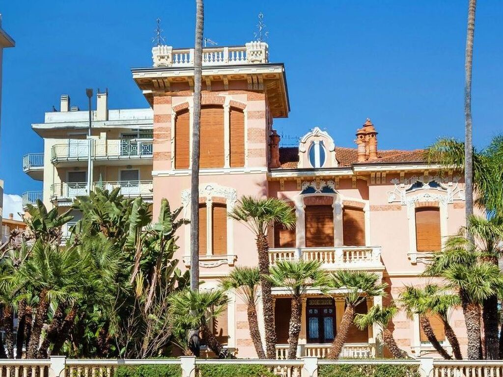 Luxury House for sale in Taggia, 4 900 000 €, Photo 1