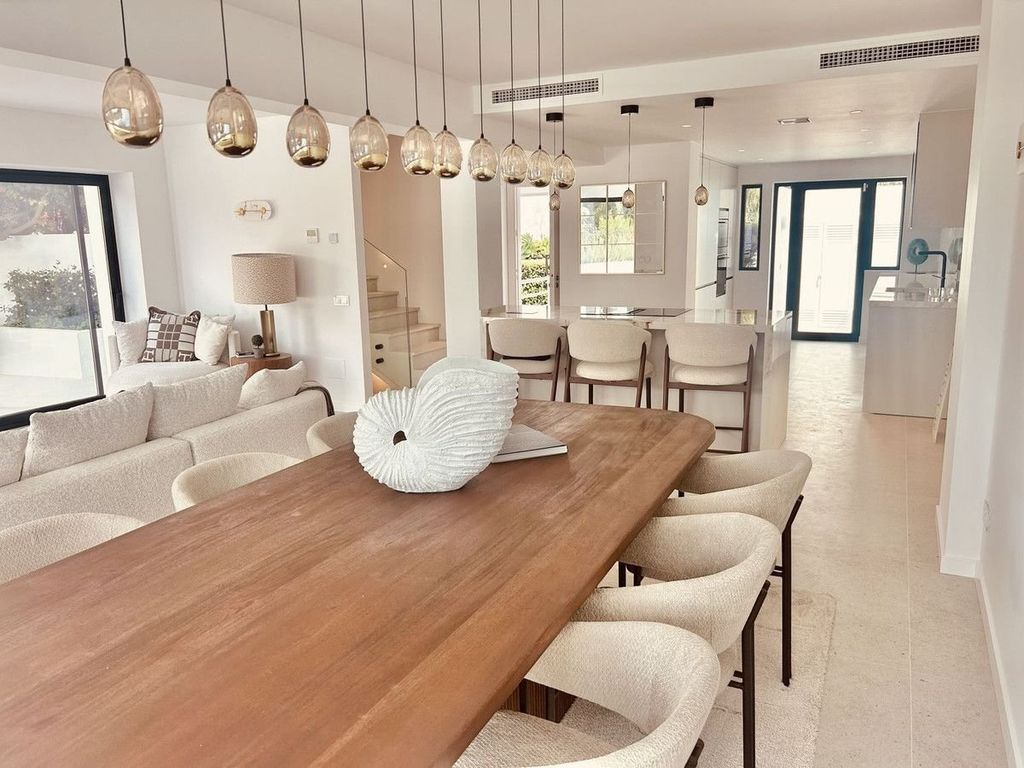 Luxury House for sale in Marbella, 2 595 000 €, Photo 5