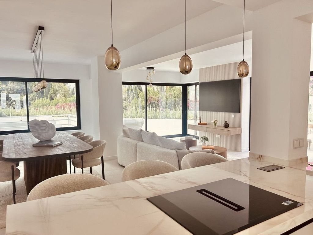 Luxury House for sale in Marbella, 2 595 000 €, Photo 7