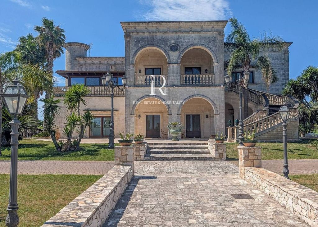 Luxury House for sale in Fragagnano, 3 800 000 €, Photo 1
