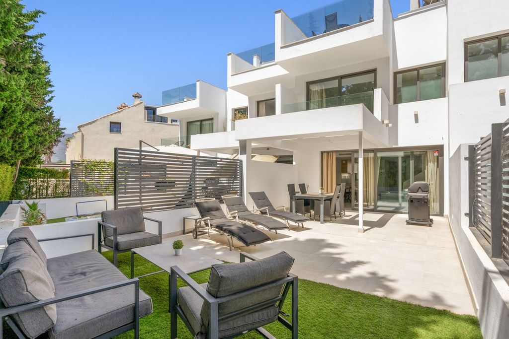 Maison de luxe à vendre à Estepona, 1 195 000 €, Photo 1