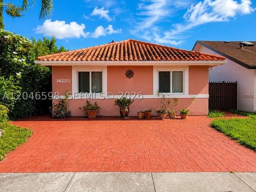 Maison de luxe à vendre à Miami, 537 761 €, Photo 1