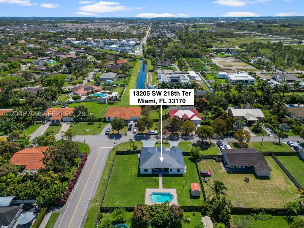Maison de luxe à vendre à Miami, 769 226 €, Photo 1