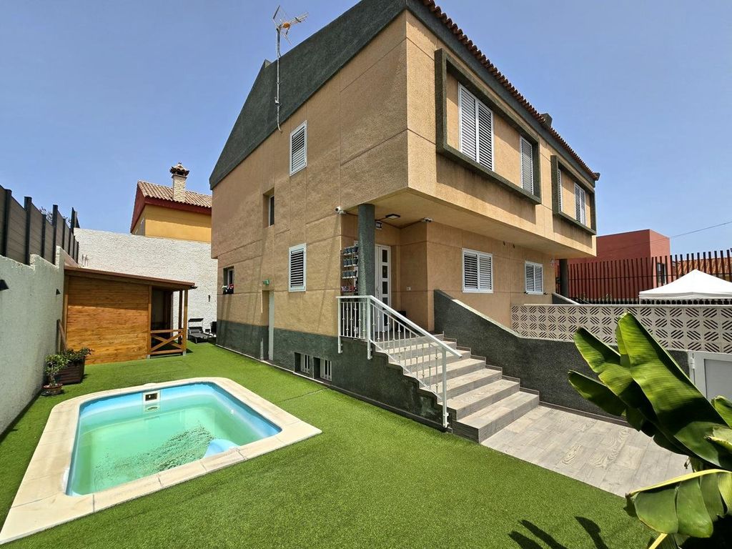 Maison de luxe à vendre à Las Palmas de Gran Canaria, 475 000 €, Photo 1