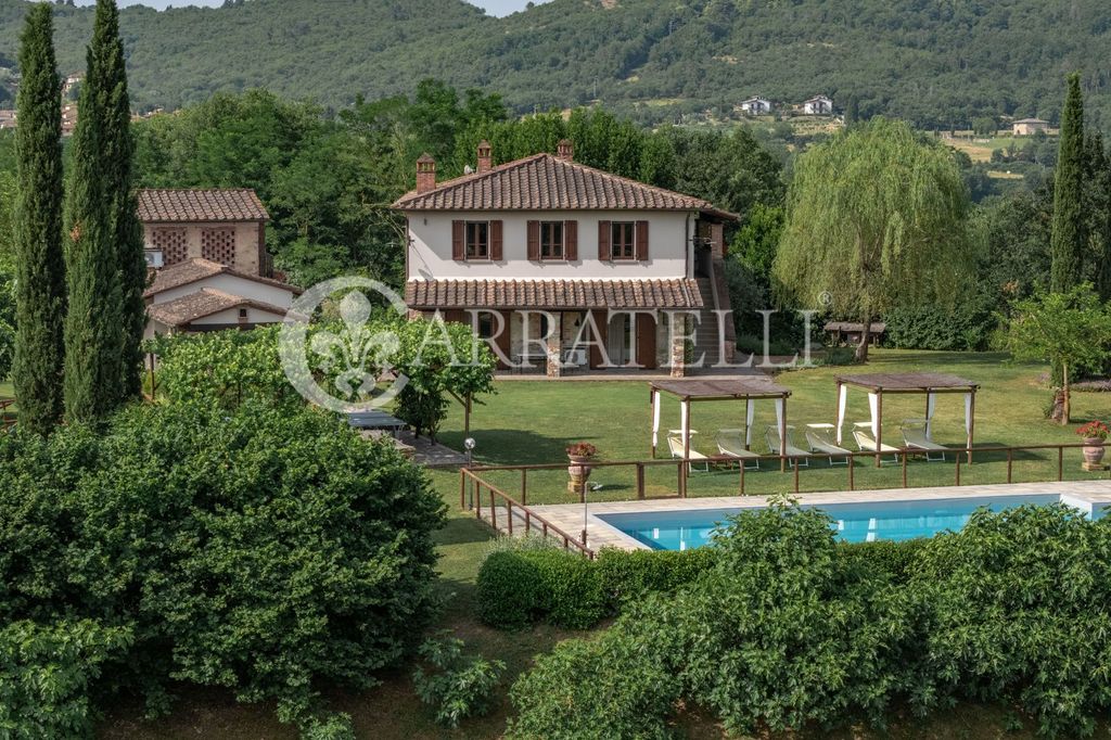 Luxury House for sale in Laterina, 1 300 000 €, Photo 1