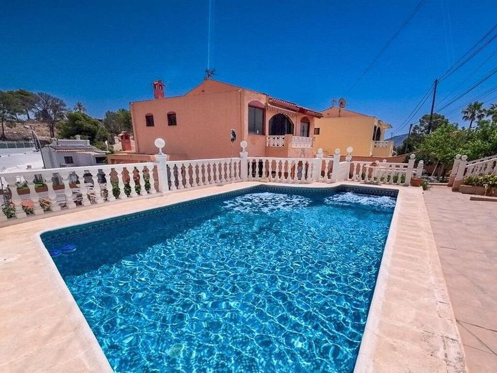 Maison de luxe à vendre à La Nucia, 490 000 €, Photo 1