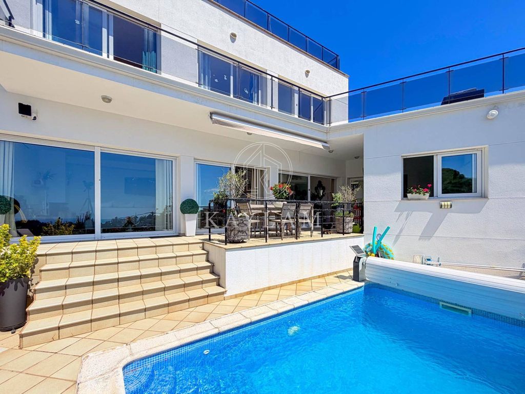 Maison de luxe à vendre à Lloret de Mar, 890 000 €, Photo 2