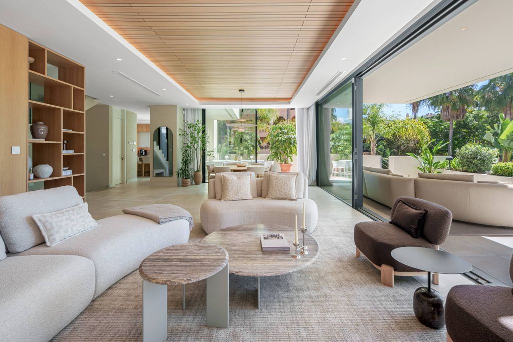 Luxury House for sale in Marbella, 2 750 000 €, Photo 5