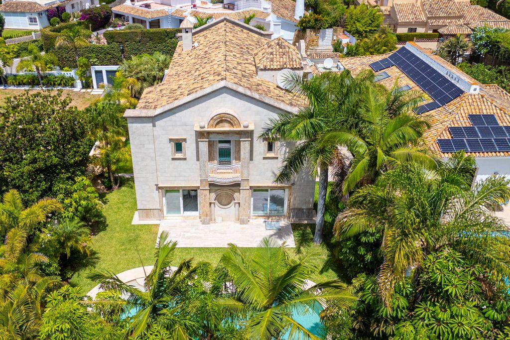 Luxury House for sale in Marbella, 4 050 000 €, Photo 2