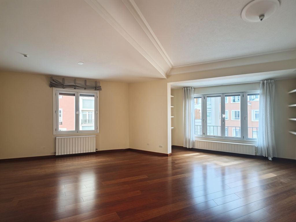 Appartement de luxe à vendre à Zaragoza, 525 000 €, Photo 2