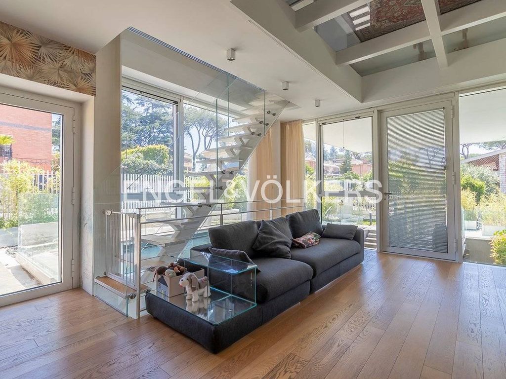 Maison de luxe à vendre à Rome, 900 000 €, Photo 3