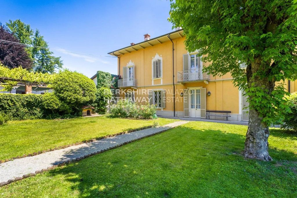 Luxury House for sale in Caluso, 700 000 €, Photo 1