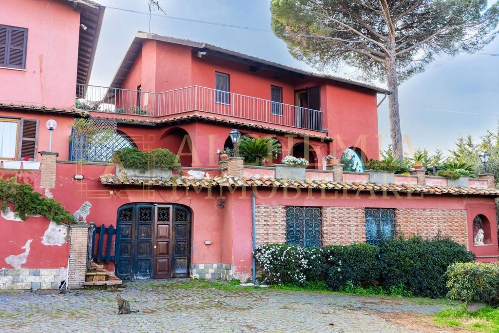 Maison de luxe à vendre à Monte Porzio Catone, 1 000 000 €, Photo 1