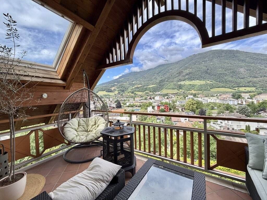 Luxury Apartment for sale in Bressanone, 1 250 000 €, Photo 1