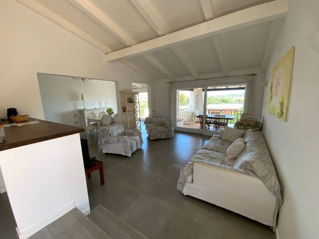 Luxury Apartment for sale in Arzachena, 1 390 000 €, Photo 1