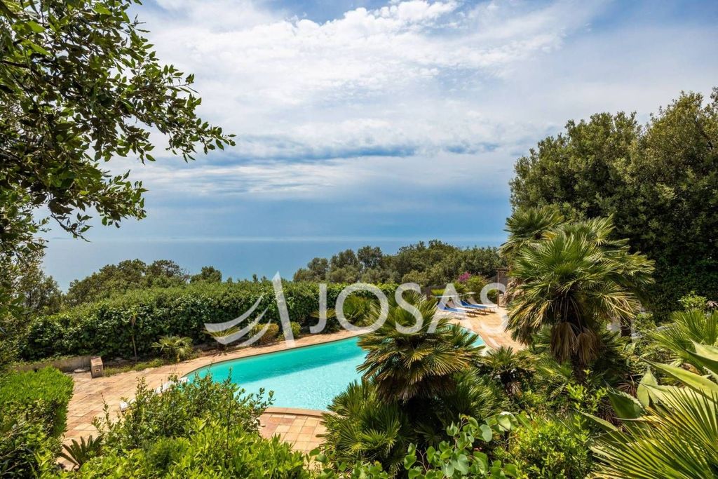 Luxury House for sale in San Felice Circeo, 2 800 000 €, Photo 3
