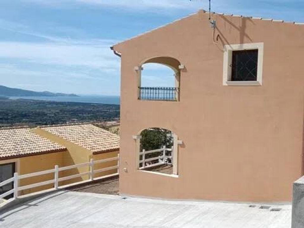 Luxury House for sale in Badesi, 415 000 €, Photo 4