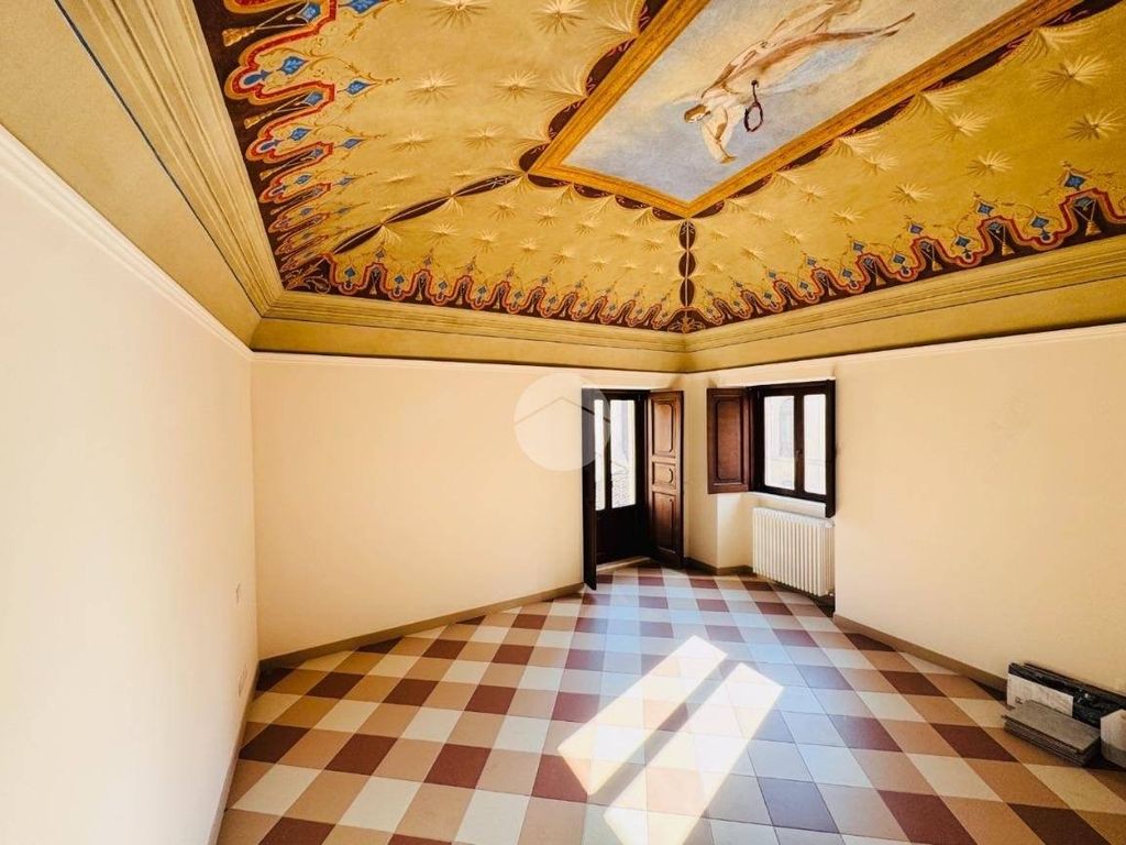 Luxury Apartment for sale in L Aquila, 690 000 €, Photo 1