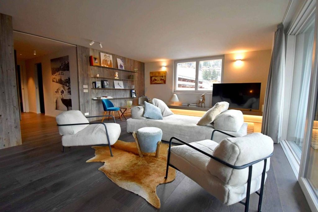 Appartement de luxe à vendre à Pinzolo, 2 300 000 €, Photo 1