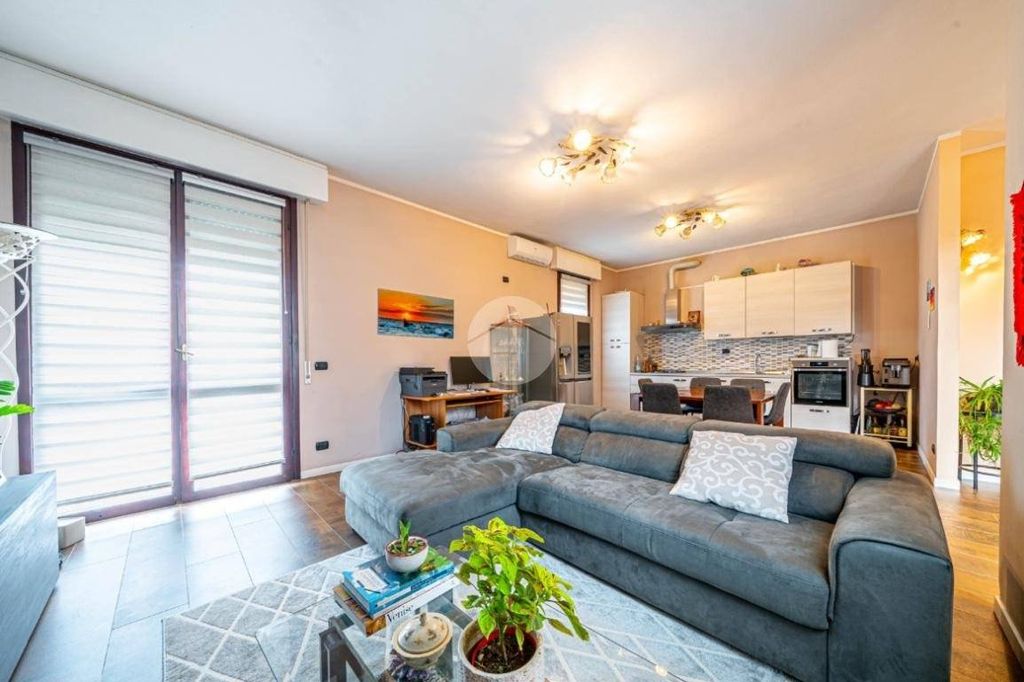 Luxury House for sale in Lavagno, 1 100 000 €, Photo 1