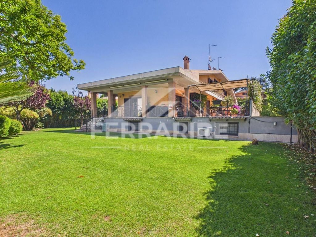 Luxury House for sale in Rome, 980 000 €, Photo 1