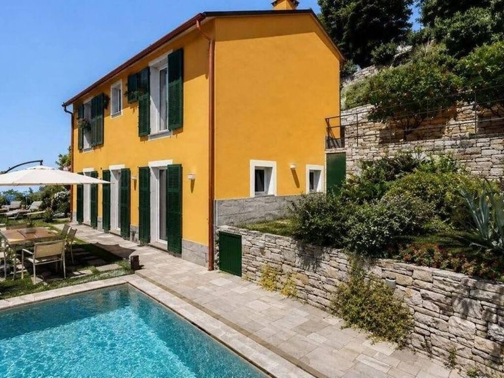 Luxury House for sale in Zoagli, 1 250 000 €, Photo 1