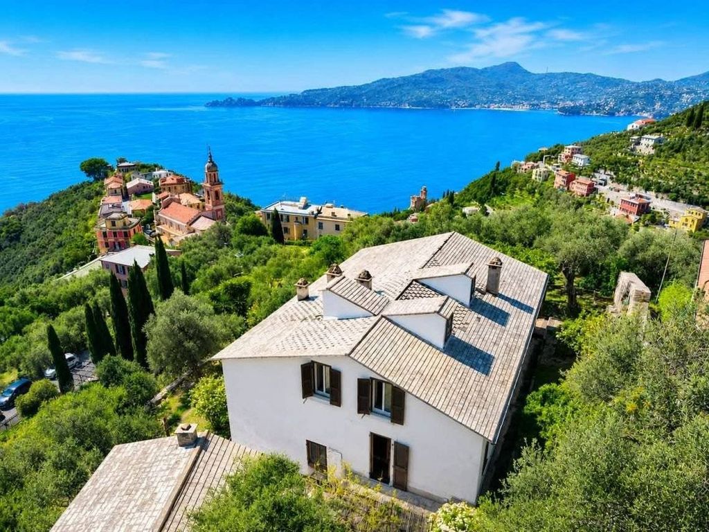 Luxury House for sale in Zoagli, 1 780 000 €, Photo 1