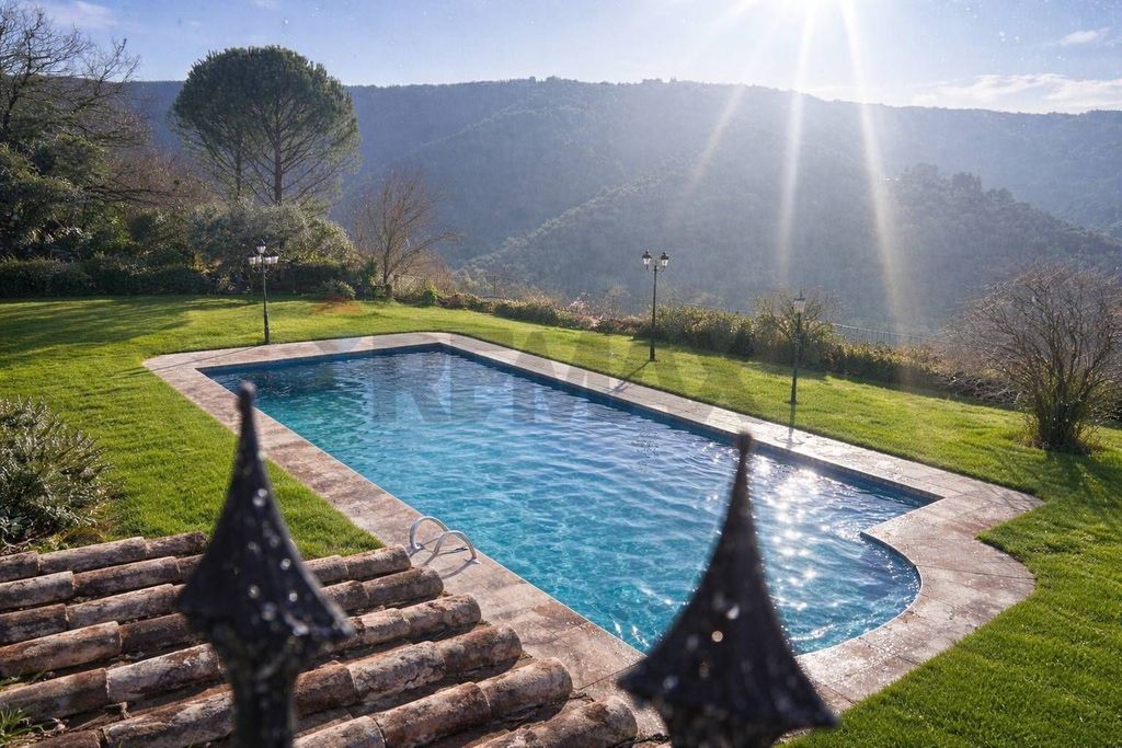 Maison de luxe à vendre à Bettona, 800 000 €, Photo 1