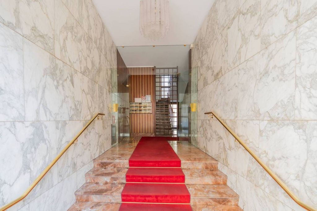 Appartement de luxe à vendre à Milan, 1 290 000 €, Photo 3