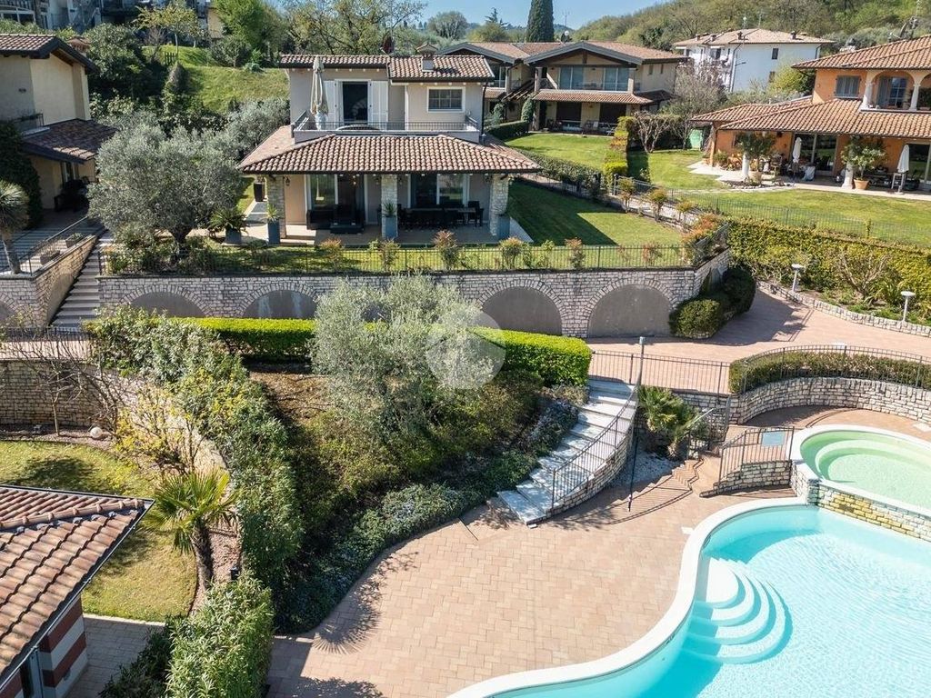 Maison de luxe à vendre à Soiano, 1 200 000 €, Photo 3