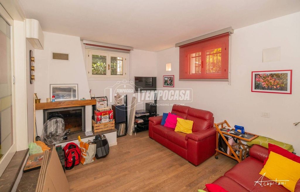 Maison de luxe à vendre à Modena, 610 000 €, Photo 5