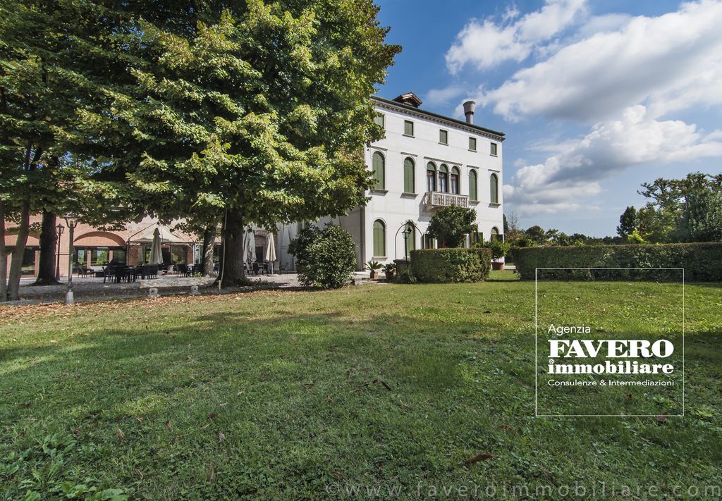 Luxury House for sale in Dolo, 3 500 000 €, Photo 1