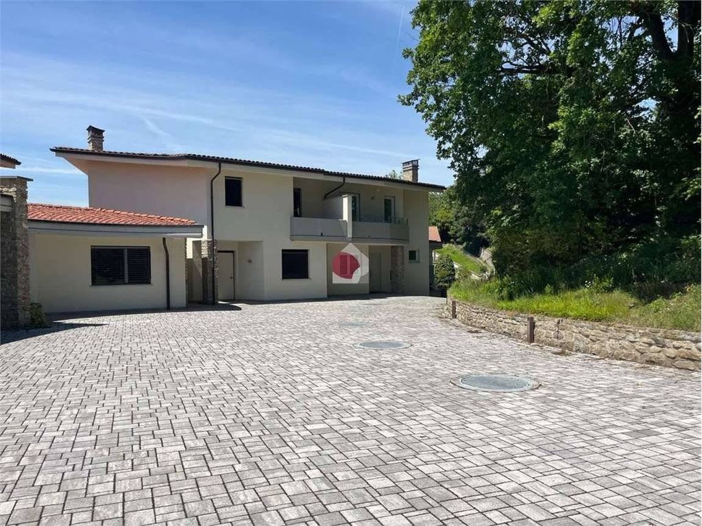 Luxury House for sale in Bra, 1 150 000 €, Photo 1