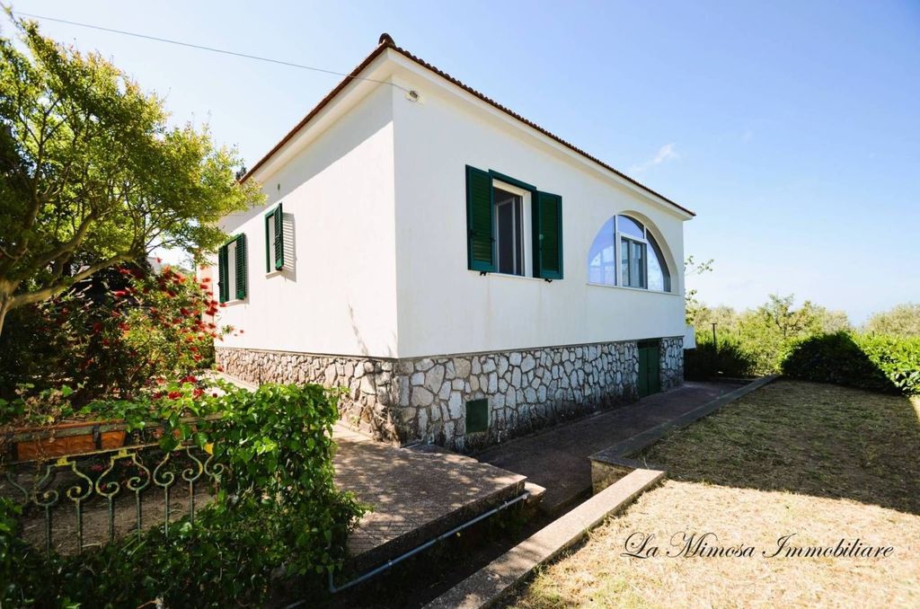Maison de luxe à vendre à Massa Lubrense, 1 695 000 €, Photo 1
